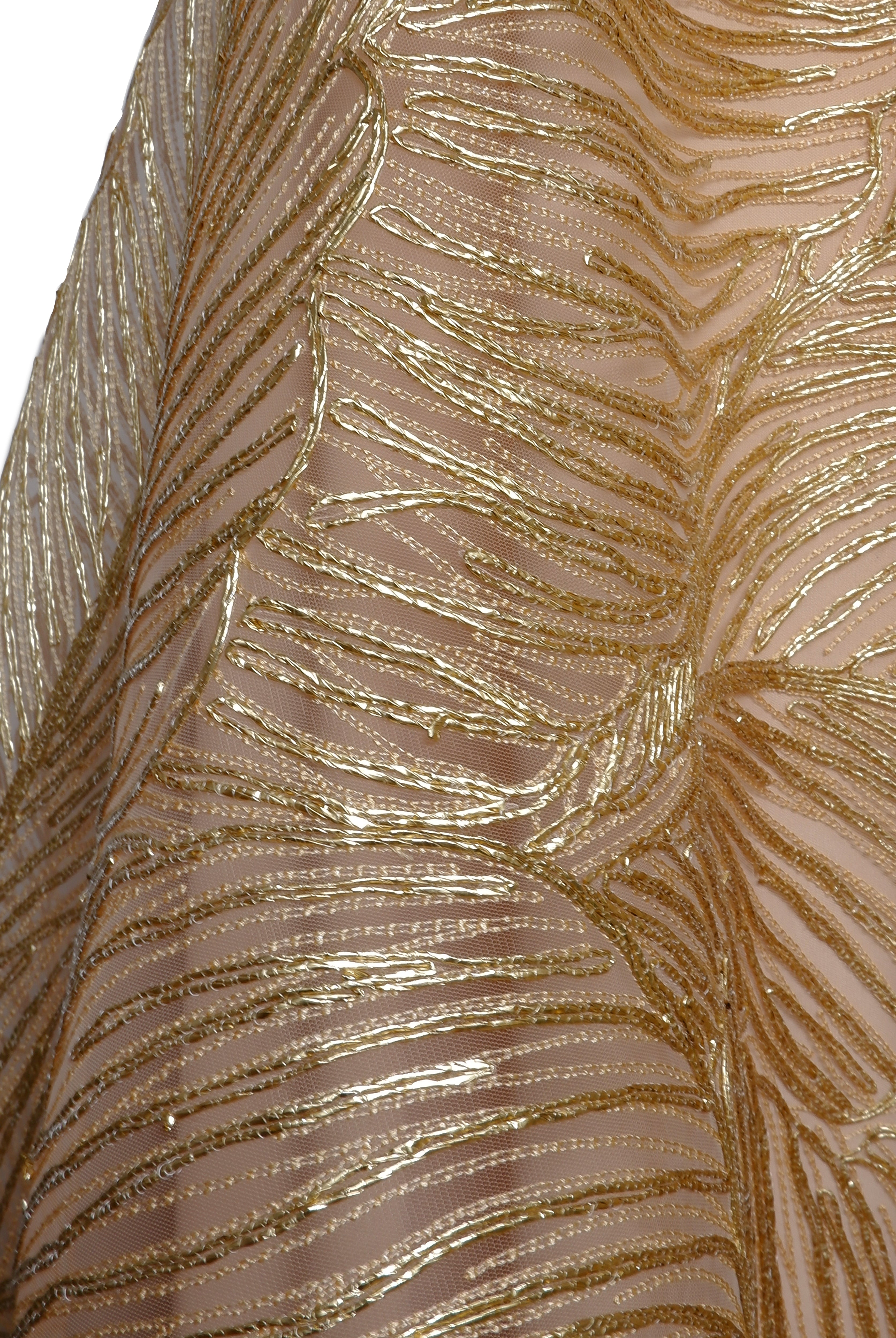 METALLIC RAFFIA STRAPLESS FULL SKIRT GOWN Naeem Khan METALLIC RAFFIA STRAPLESS FULL SKIRT GOWN Naeem Khan