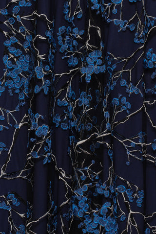 FLOWER LACE LONG SLEEVE GOWN