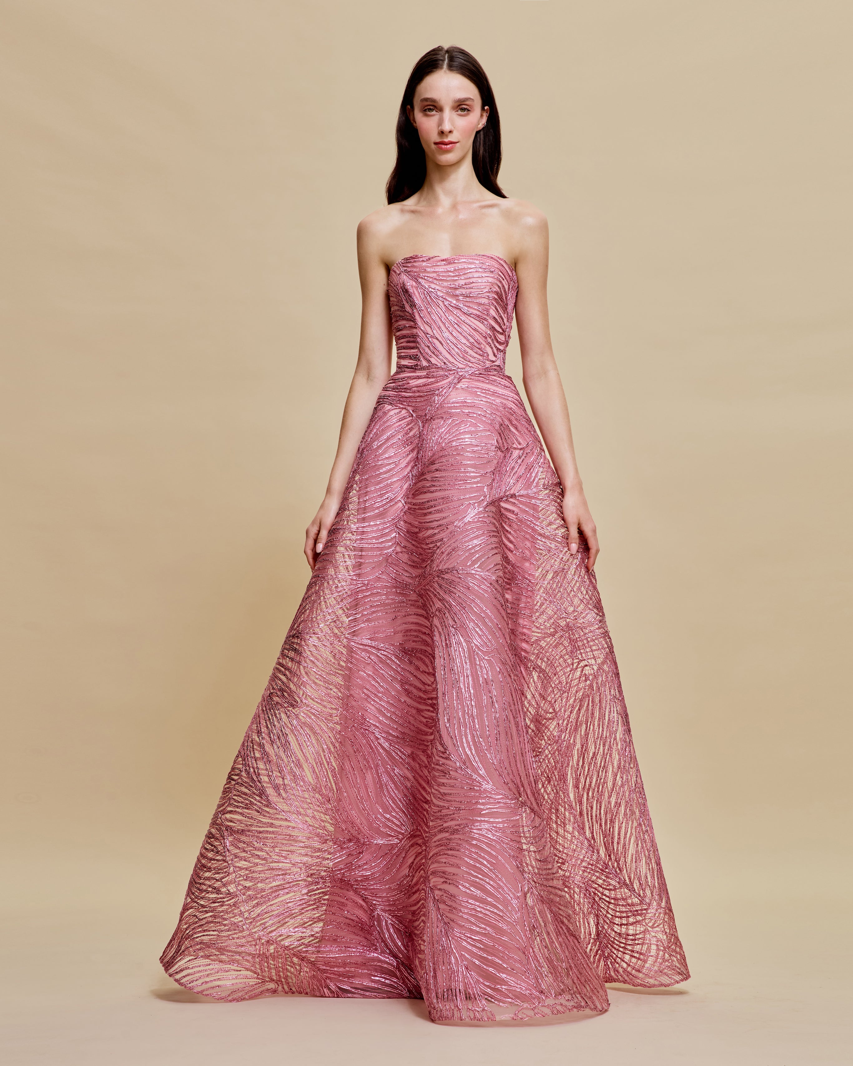 METALLIC RAFFIA STRAPLESS FULL SKIRT GOWN METALLIC RAFFIA STRAPLESS FULL SKIRT GOWN
