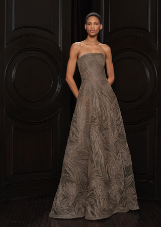STRAPLESS RAFFIA GOWN