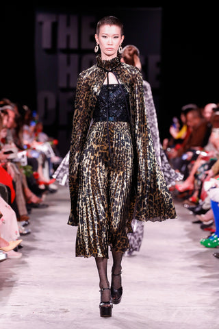 Geometric Bustier and Pleated Leopard Print Midi Dress